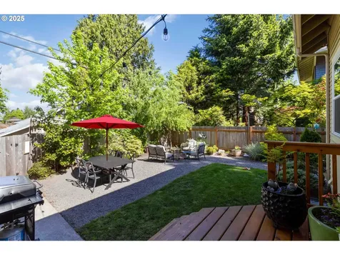 7033 N Portsmouth Avenue Portland OR 97203