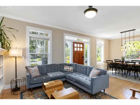 7033 N Portsmouth Avenue Portland OR 97203