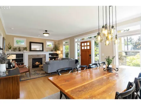 7033 N Portsmouth Avenue Portland OR 97203