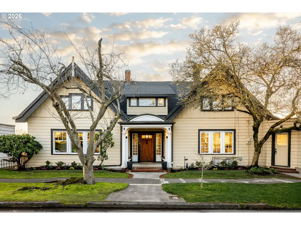 2806 NE Alameda Street Portland OR 97212
