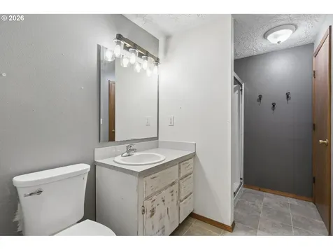 302 Insel Road Woodland WA 98674