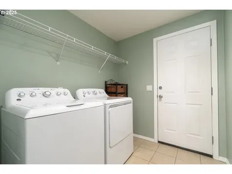 28 Honer Loop Creswell OR 97426