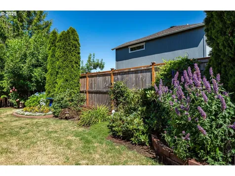 28 Honer Loop Creswell OR 97426