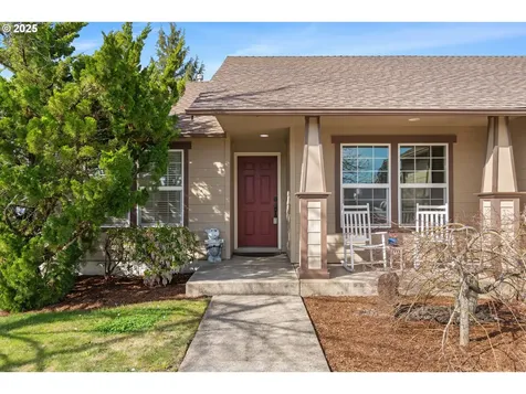 28 Honer Loop Creswell OR 97426