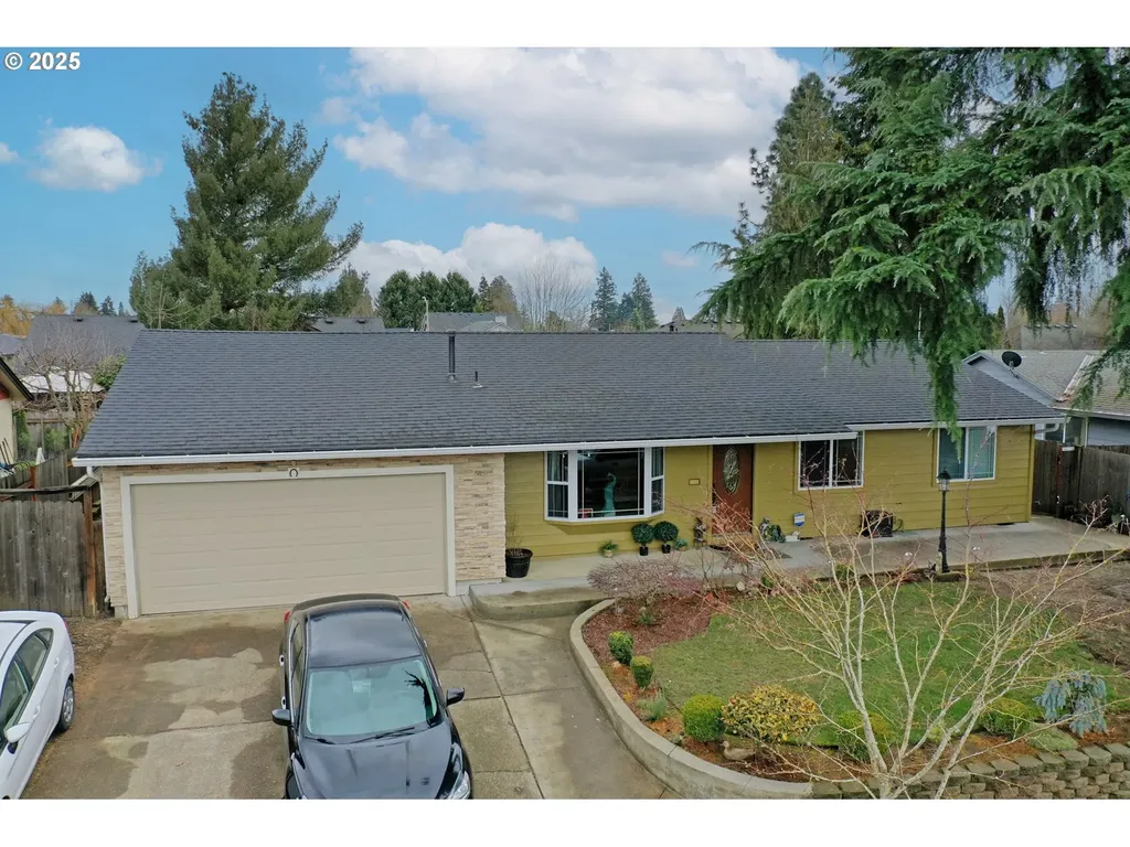 236 S 5th Avenue Cornelius OR 97113