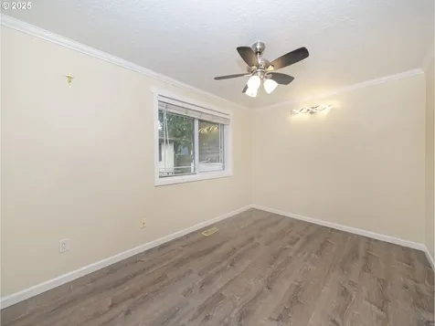 236 S 5th Avenue Cornelius OR 97113