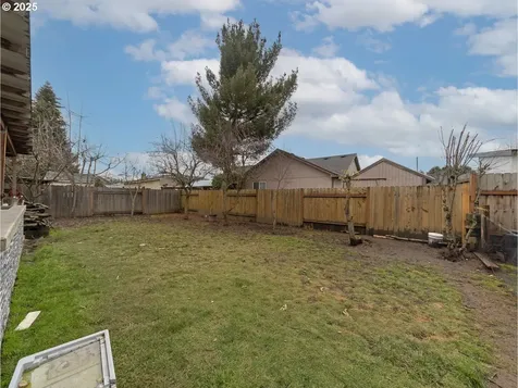 236 S 5th Avenue Cornelius OR 97113