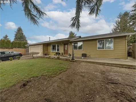 236 S 5th Avenue Cornelius OR 97113