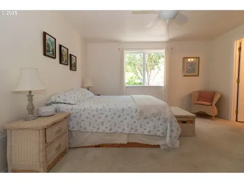 47 Park Village Drive Florence OR 97439