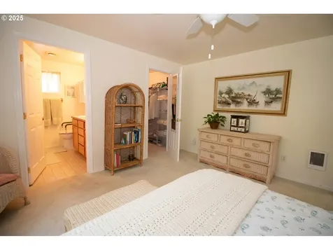 47 Park Village Drive Florence OR 97439