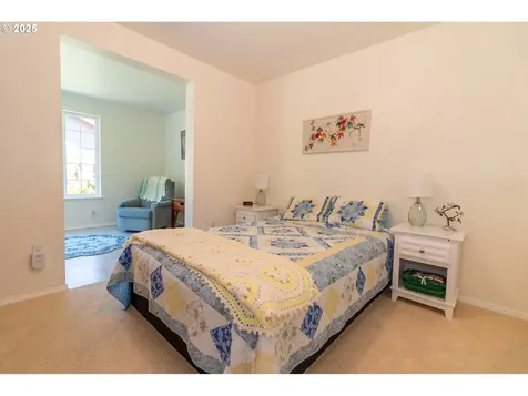 47 Park Village Drive Florence OR 97439