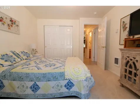 47 Park Village Drive Florence OR 97439