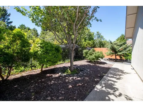 47 Park Village Drive Florence OR 97439