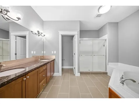10214 NE 102nd Street Vancouver WA 98662