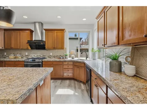19319 Dogwood Court Lake Oswego OR 97035