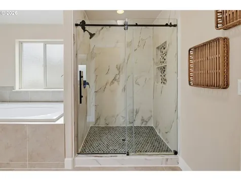 19319 Dogwood Court Lake Oswego OR 97035