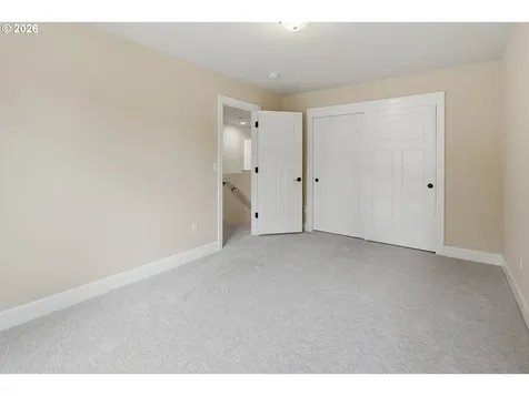19319 Dogwood Court Lake Oswego OR 97035