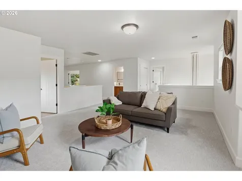 19319 Dogwood Court Lake Oswego OR 97035