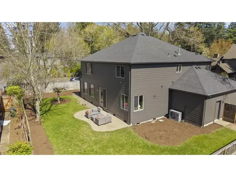 19319 Dogwood Court Lake Oswego OR 97035