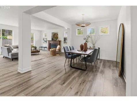 19319 Dogwood Court Lake Oswego OR 97035