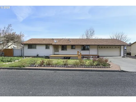 2313 W 14th Street The Dalles OR 97058