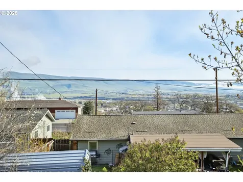 2313 W 14th Street The Dalles OR 97058