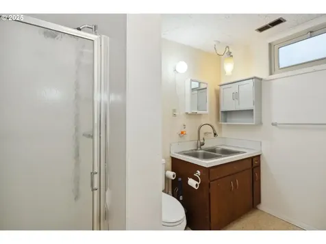 2313 W 14th Street The Dalles OR 97058