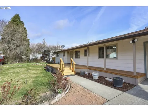 2313 W 14th Street The Dalles OR 97058