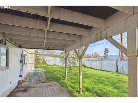 2313 W 14th Street The Dalles OR 97058