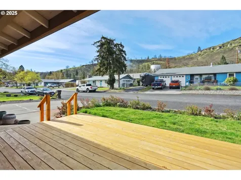 2313 W 14th Street The Dalles OR 97058