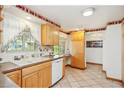 2313 W 14th Street The Dalles OR 97058