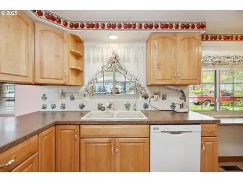 2313 W 14th Street The Dalles OR 97058
