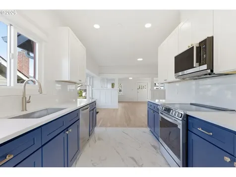 2945 NE 57th Avenue Portland OR 97213