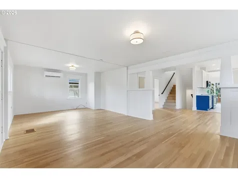 2945 NE 57th Avenue Portland OR 97213