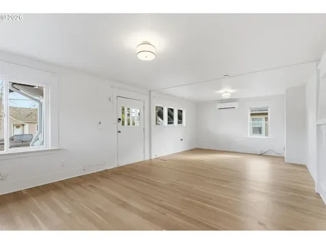 2945 NE 57th Avenue Portland OR 97213