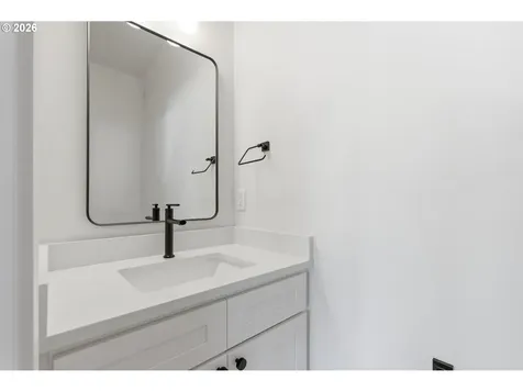 2945 NE 57th Avenue Portland OR 97213