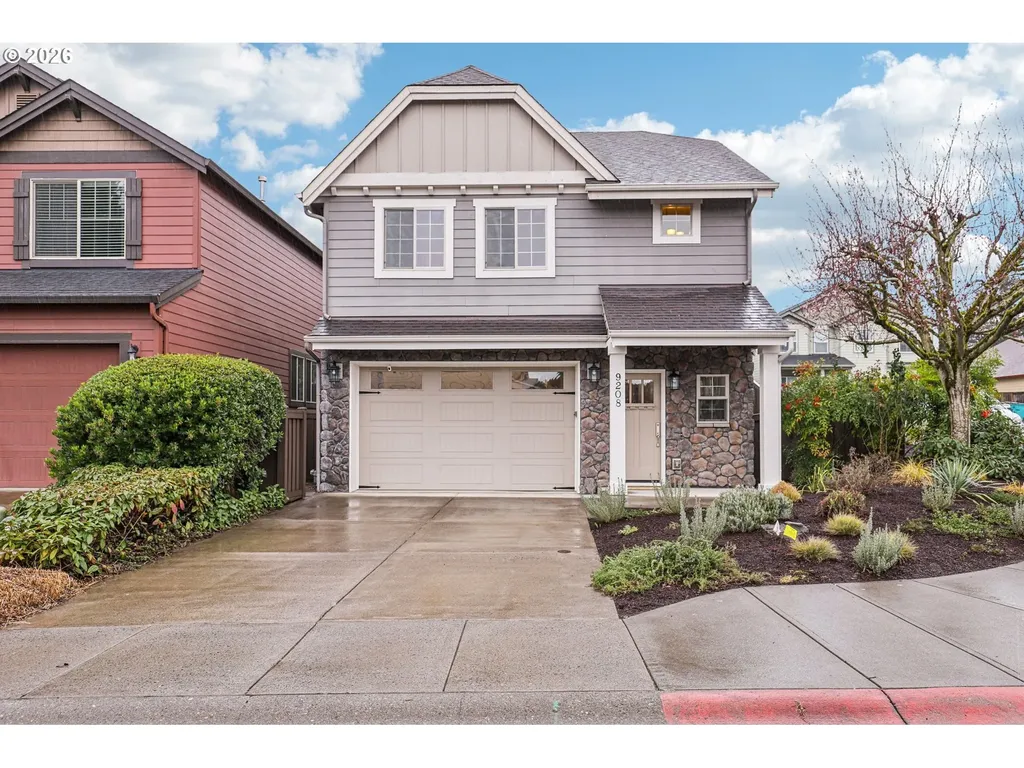 9208 NE 45th Place Vancouver WA 98665