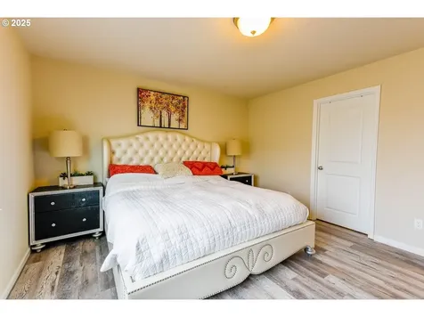 11815 NE 103rd Street Vancouver WA 98682