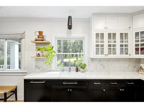 5733 NE 19th Avenue Portland OR 97211