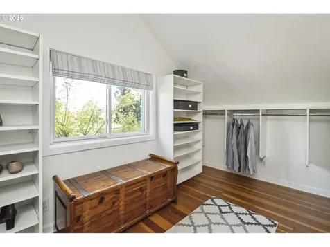 5733 NE 19th Avenue Portland OR 97211