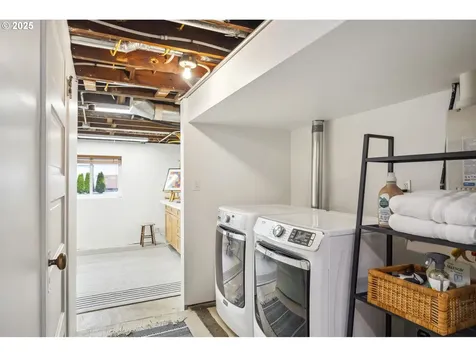 5733 NE 19th Avenue Portland OR 97211