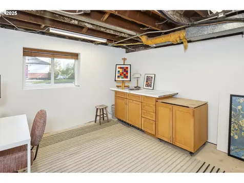 5733 NE 19th Avenue Portland OR 97211