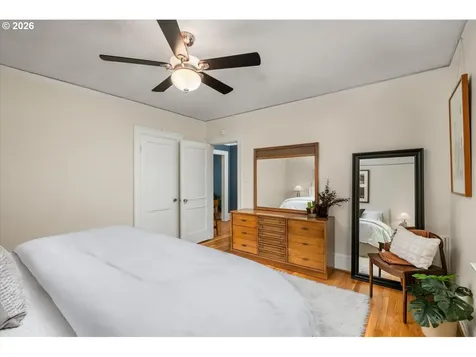 507 NW 22nd Avenue Portland OR 97210
