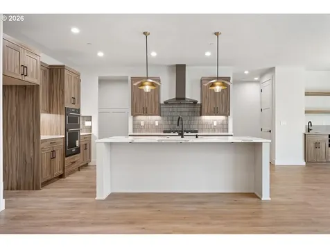 16803 NE 38th Avenue Vancouver WA 98686