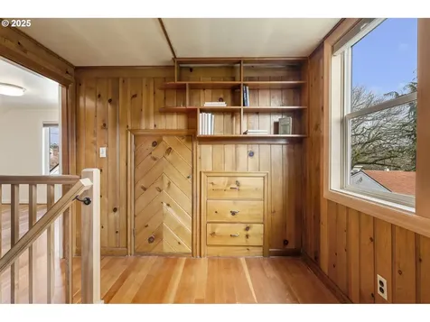 6402 SE 22nd Avenue Portland OR 97202