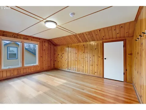 6402 SE 22nd Avenue Portland OR 97202