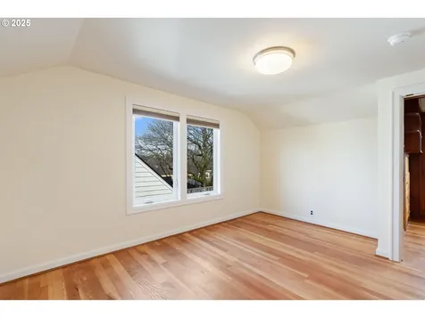 6402 SE 22nd Avenue Portland OR 97202
