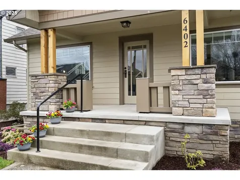 6402 SE 22nd Avenue Portland OR 97202