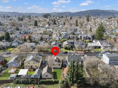 6402 SE 22nd Avenue Portland OR 97202