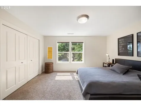 6786 SW Canyon Drive Portland OR 97225
